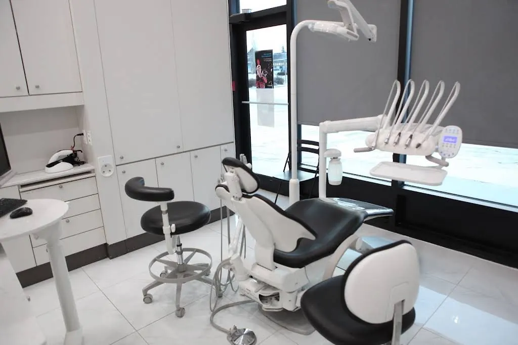 Treatment room with a modern dental chair